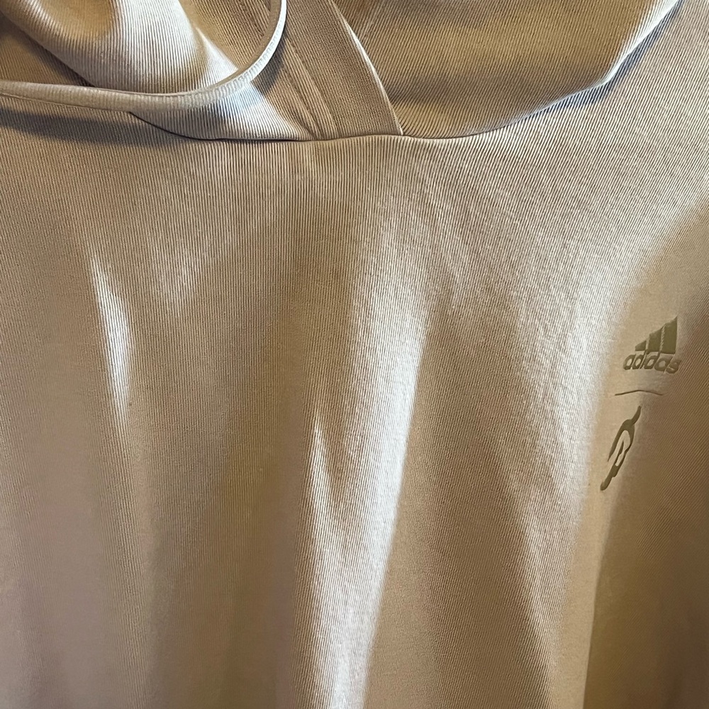 Woman’s XTRA LARGE HOODIE. In great condition!